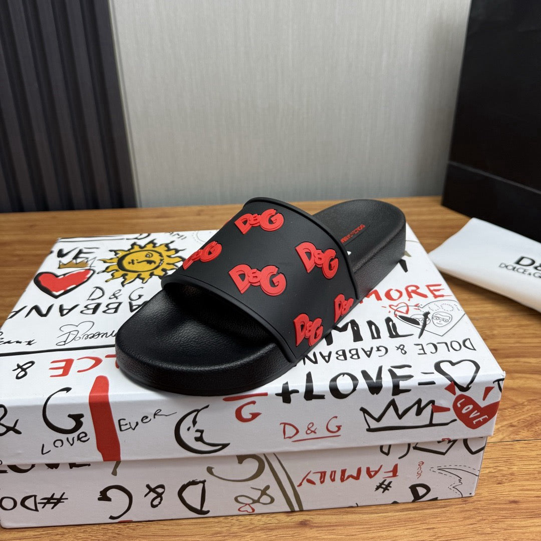 Dolce & Gabbana D&G Logo Print Slide Sandals – Unisex Couple's Summer Slippers