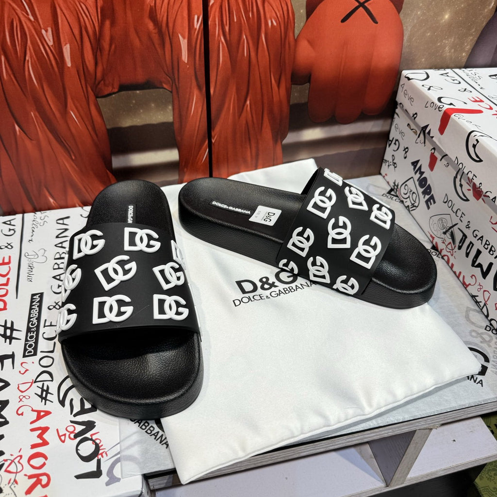 Dolce & Gabbana D&G Logo Print Slide Sandals – Unisex Couple's Summer Slippers
