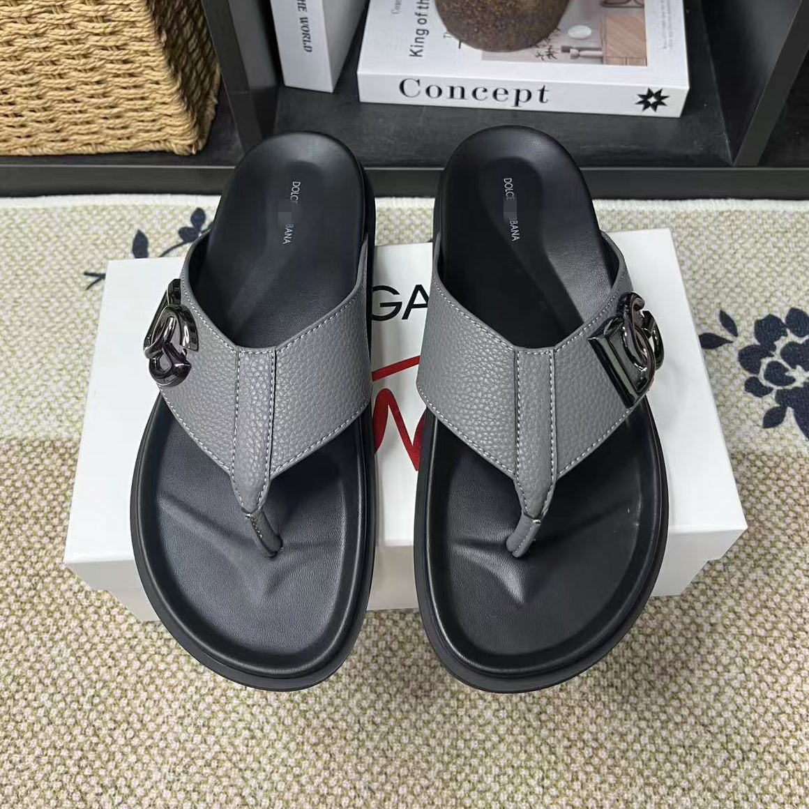 Dolce & Gabbana D&G Logo Print Slide Sandals – Unisex Couple's Summer Slippers