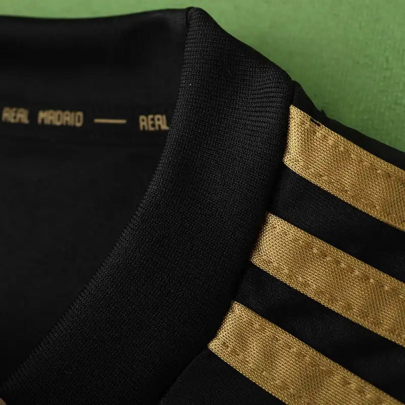 Real Madrid CF Away Retro 11/12 Season Jersey