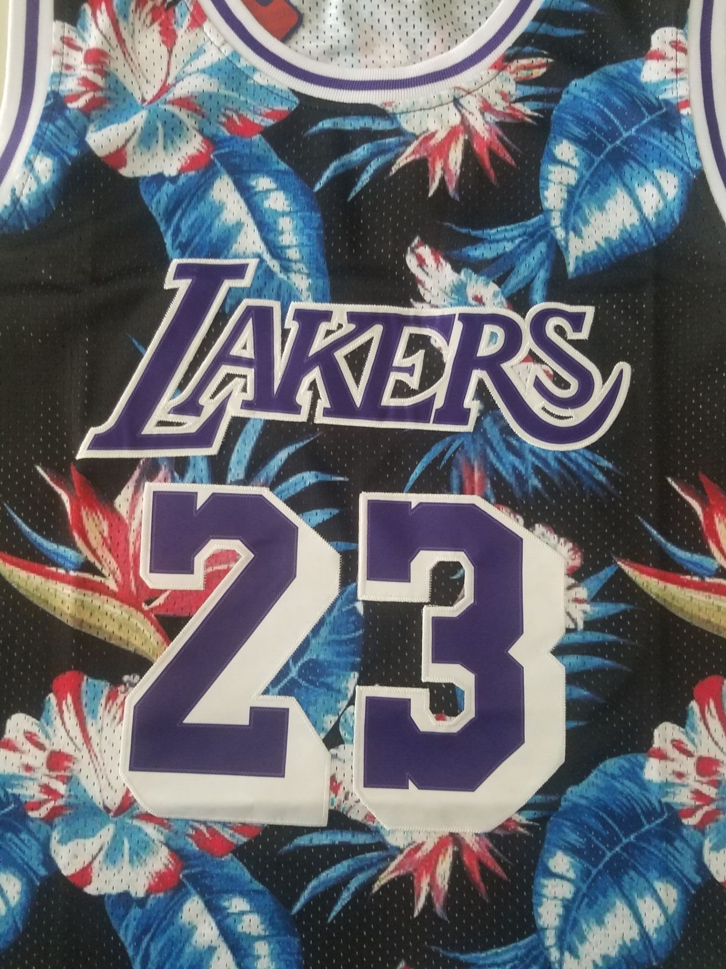 Men's LeBron James Los Angeles Lakers #23 NBA Classics Authentic Jerseys