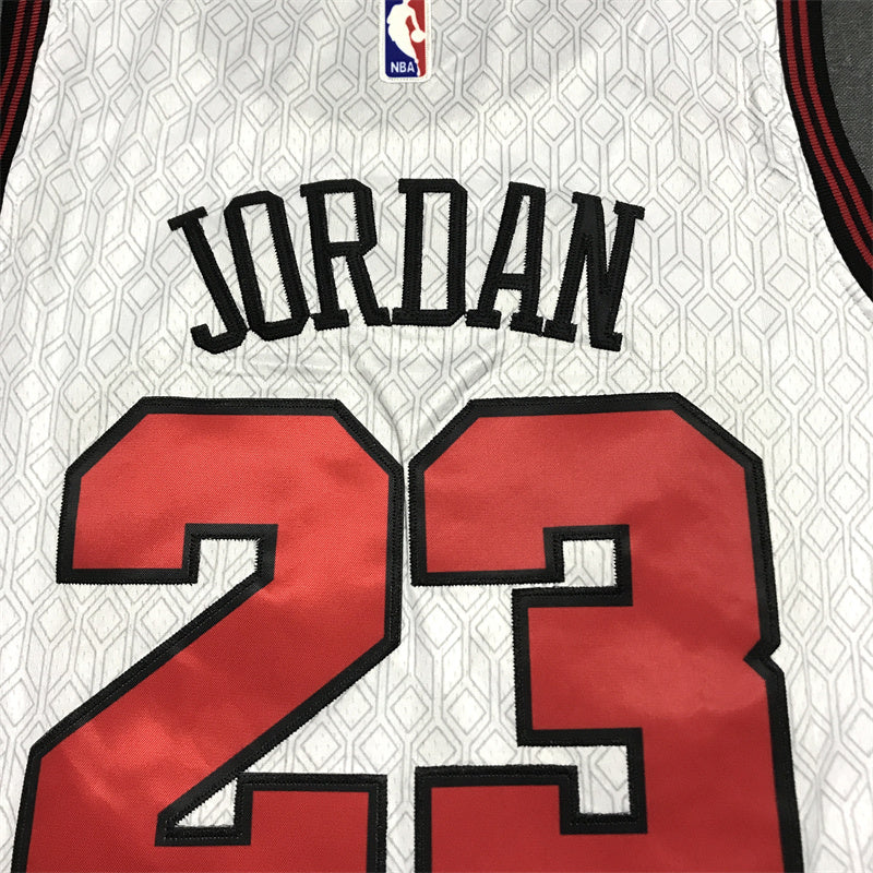 Men's Chicago Bulls Michael Jordan #23 White 2022/23 Swingman Jerseys - City Edition