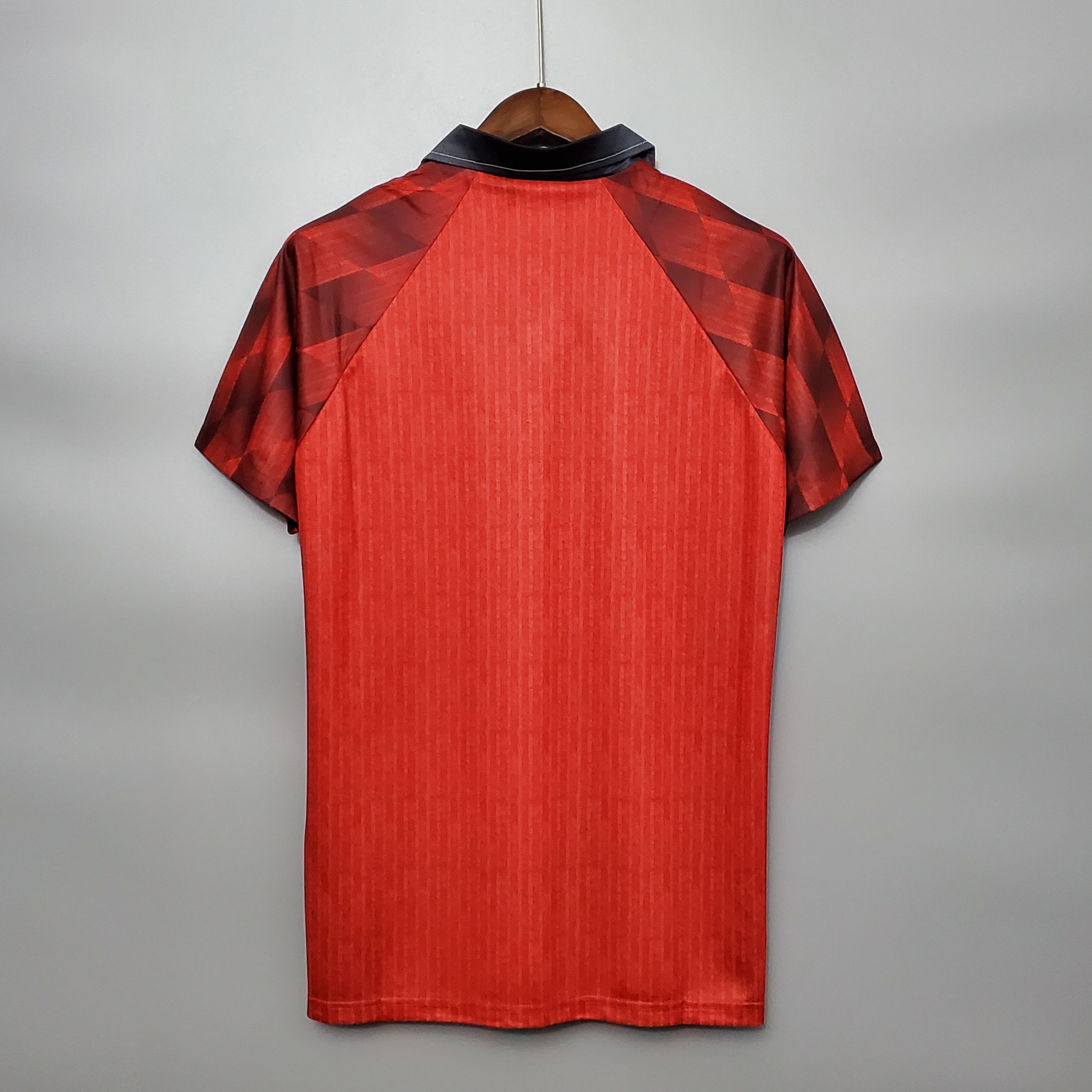 Manchester United 1996 - 98 Home Jersey