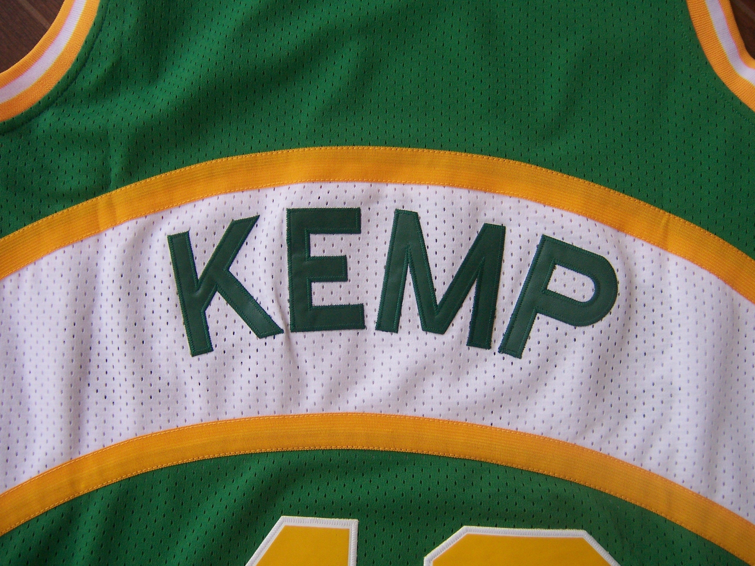 SuperSonics No. 40 Rain Man Shawn Kemp Green Jersey