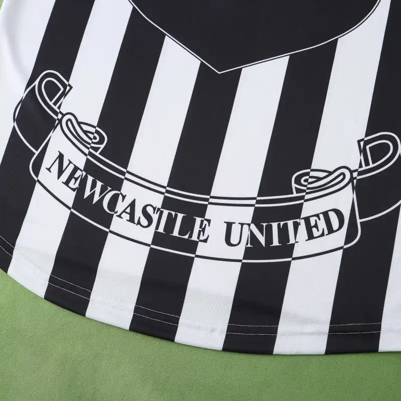 Newcastle United F.C. Home Retro Fan Version 97/99 Season Jersey