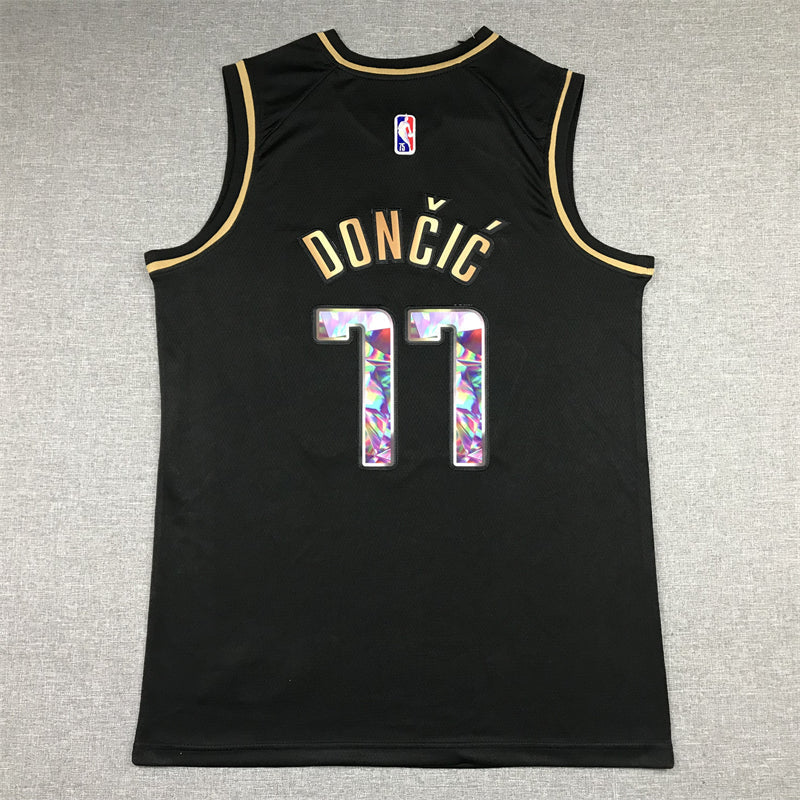 Men's Dallas Mavericks Luka Doncic #77 Black Swingman Player Jerseys