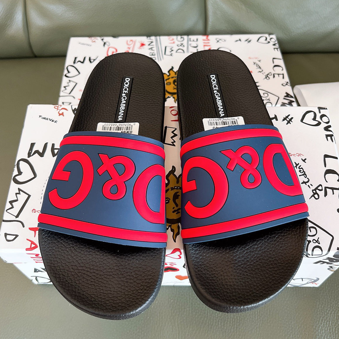 Dolce & Gabbana D&G Logo Print Slide Sandals – Unisex Couple's Summer Slippers