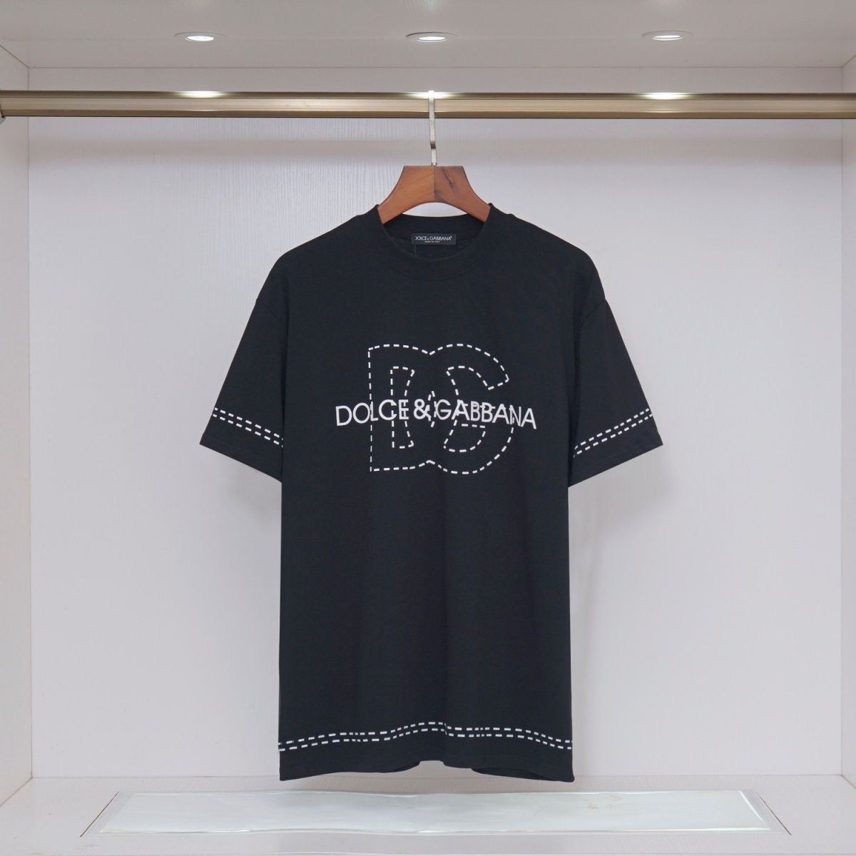 DOLCE&GABBANA DG Logo Print Pure Cotton T-Shirt – Black & White | S–XXL