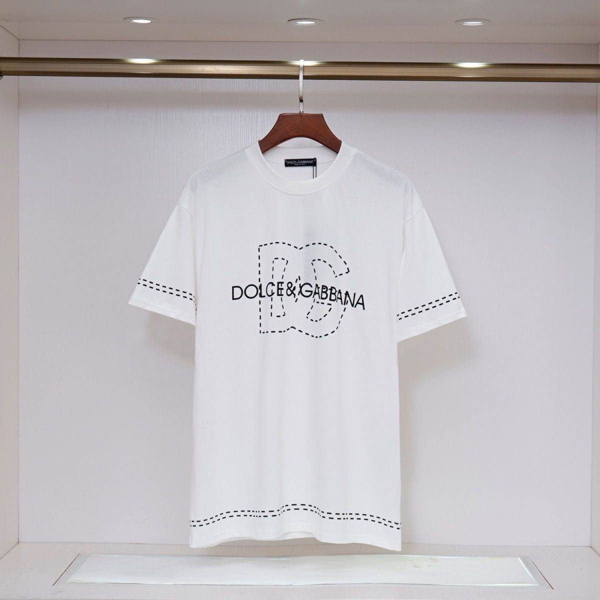 DOLCE&GABBANA DG Logo Print Pure Cotton T-Shirt – Black & White | S–XXL