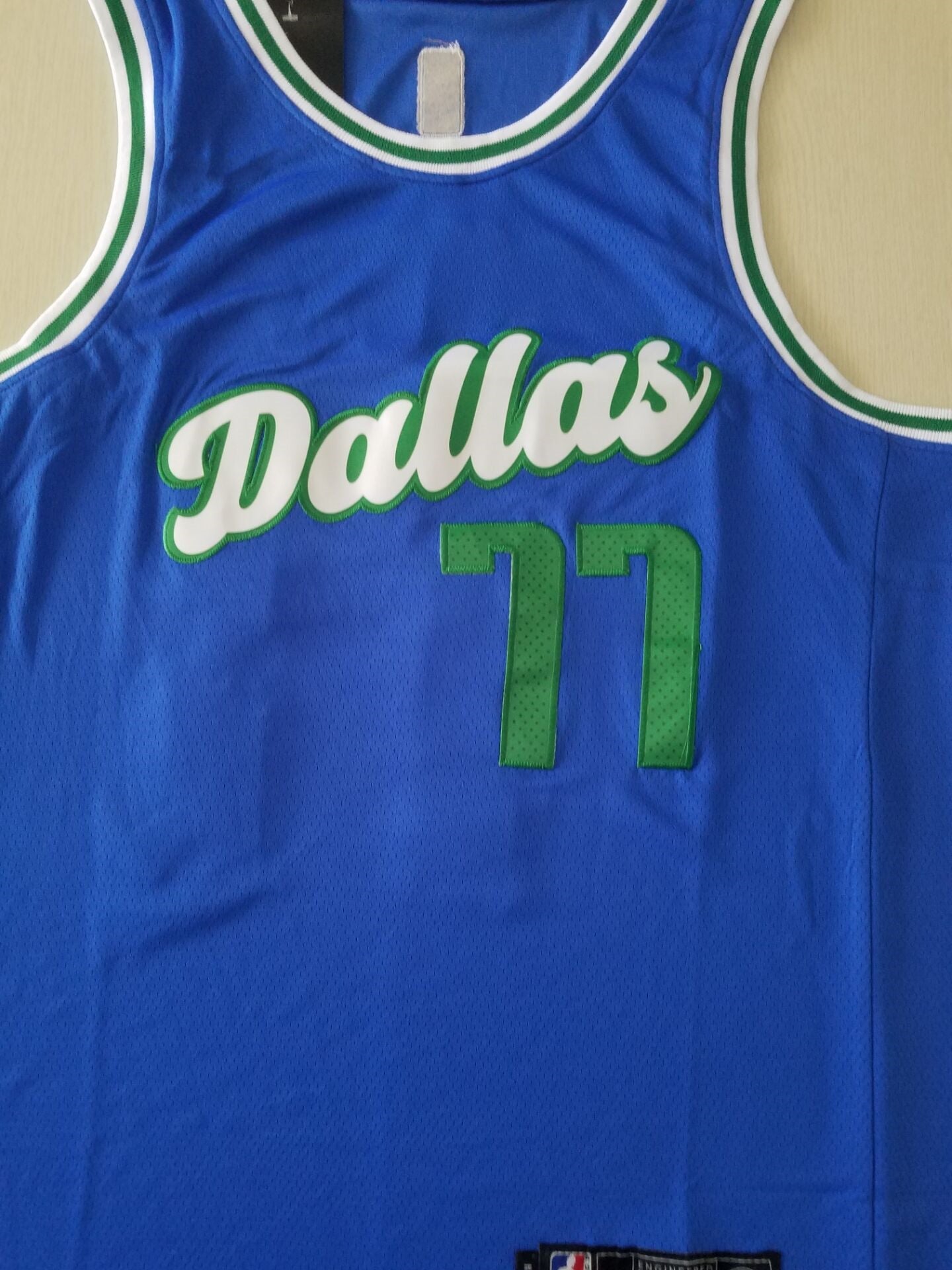 Men's Dallas Mavericks Luka Doncic #77 Blue Classics Swingman Jerseys