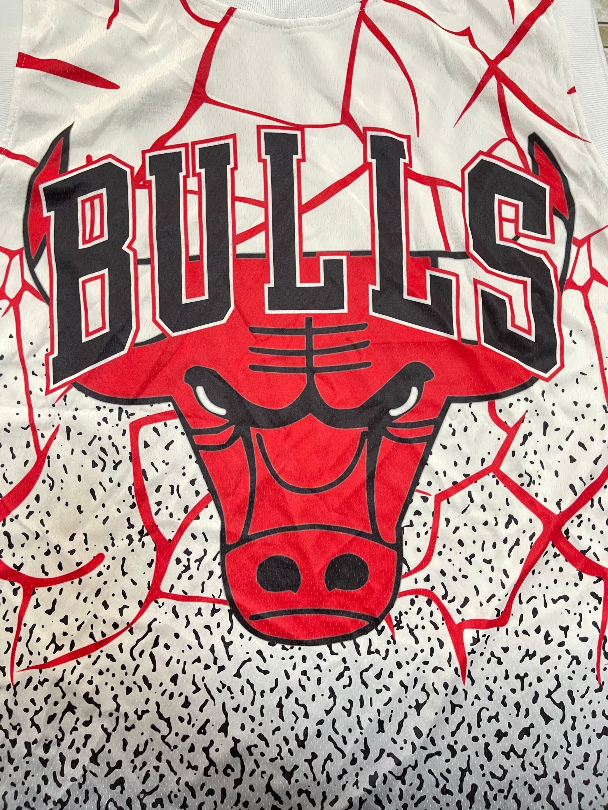 Men's Chicago Bulls Michael Jordan White/Black Classics Swingman Player Jerseys