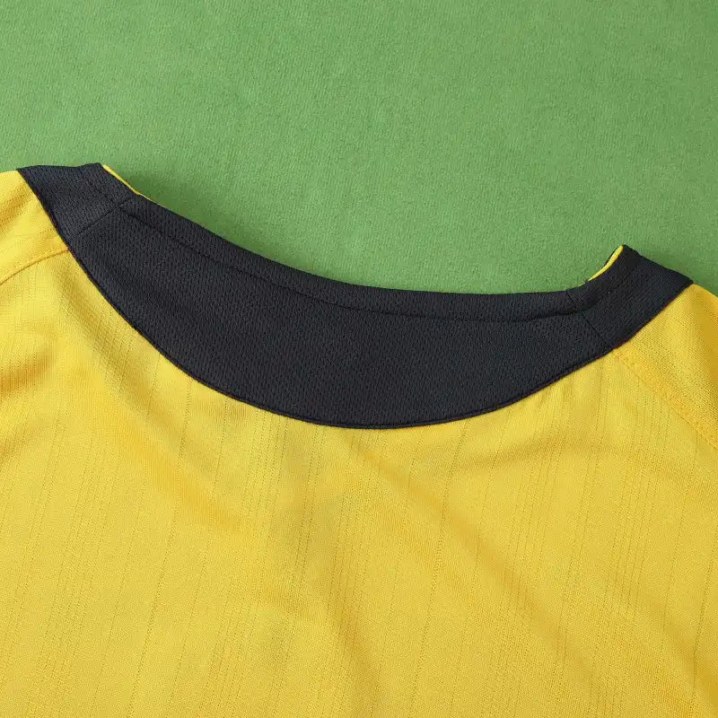 Arsenal F.C. Away Retro Fan Version 05/06 Season Jersey