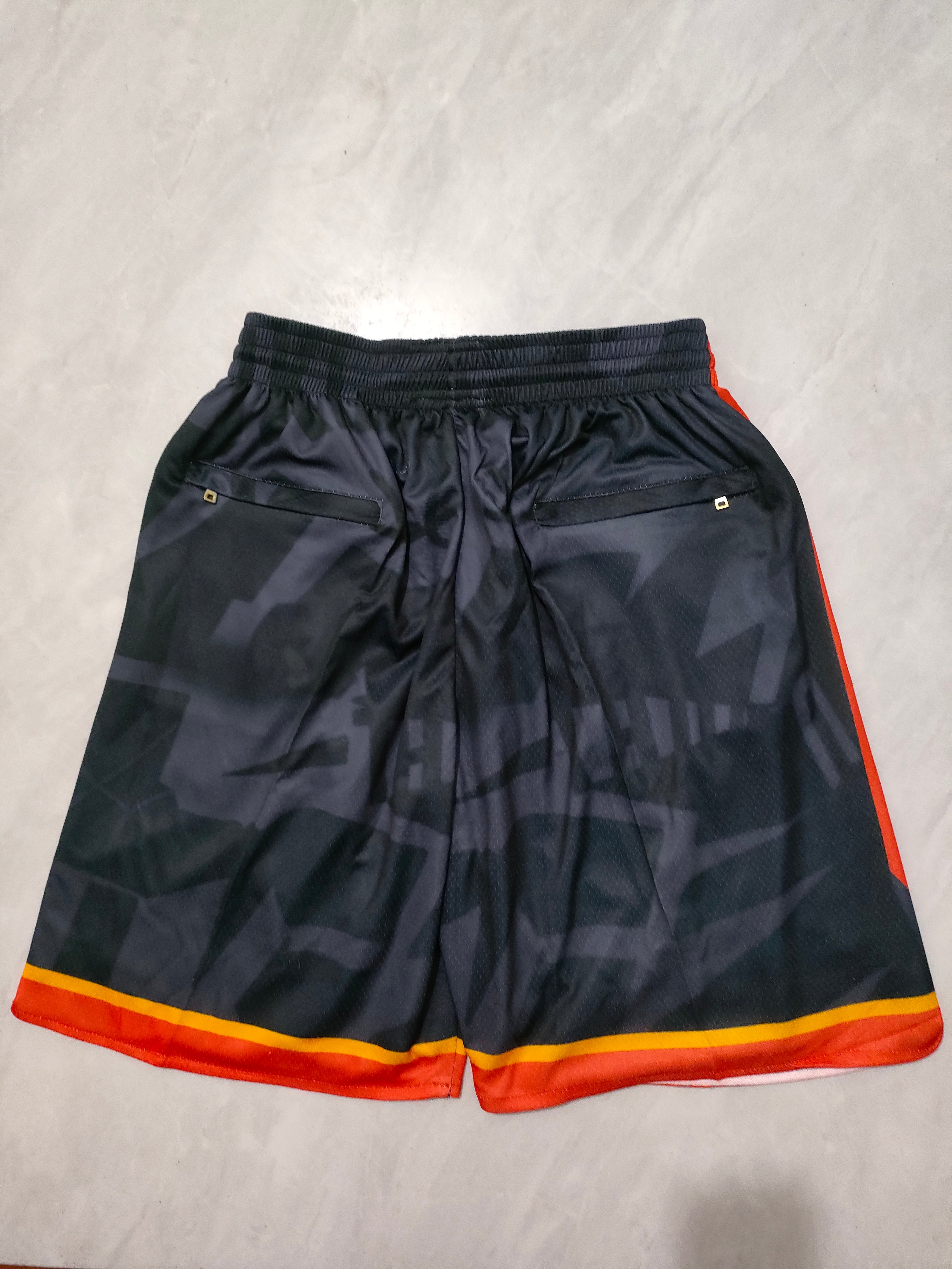 Thunder 24 dark blue city edition pocket shorts