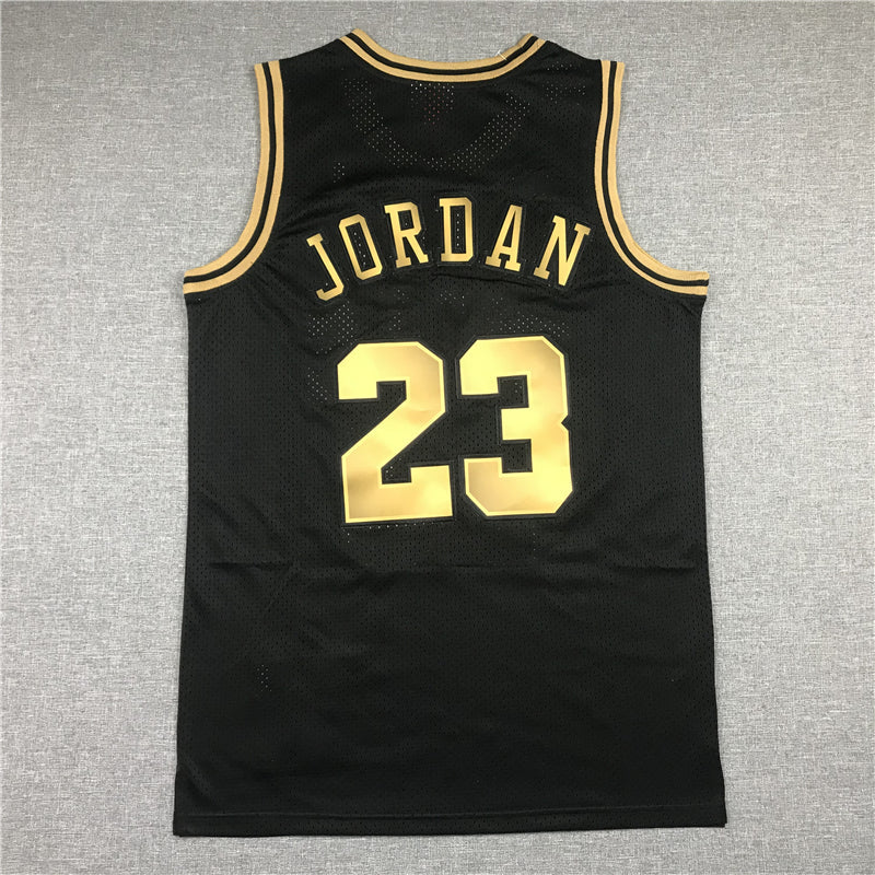 Men's Chicago Bulls Michael Jordan 1997-98 Black Hardwood Classics Swingman Jerseys