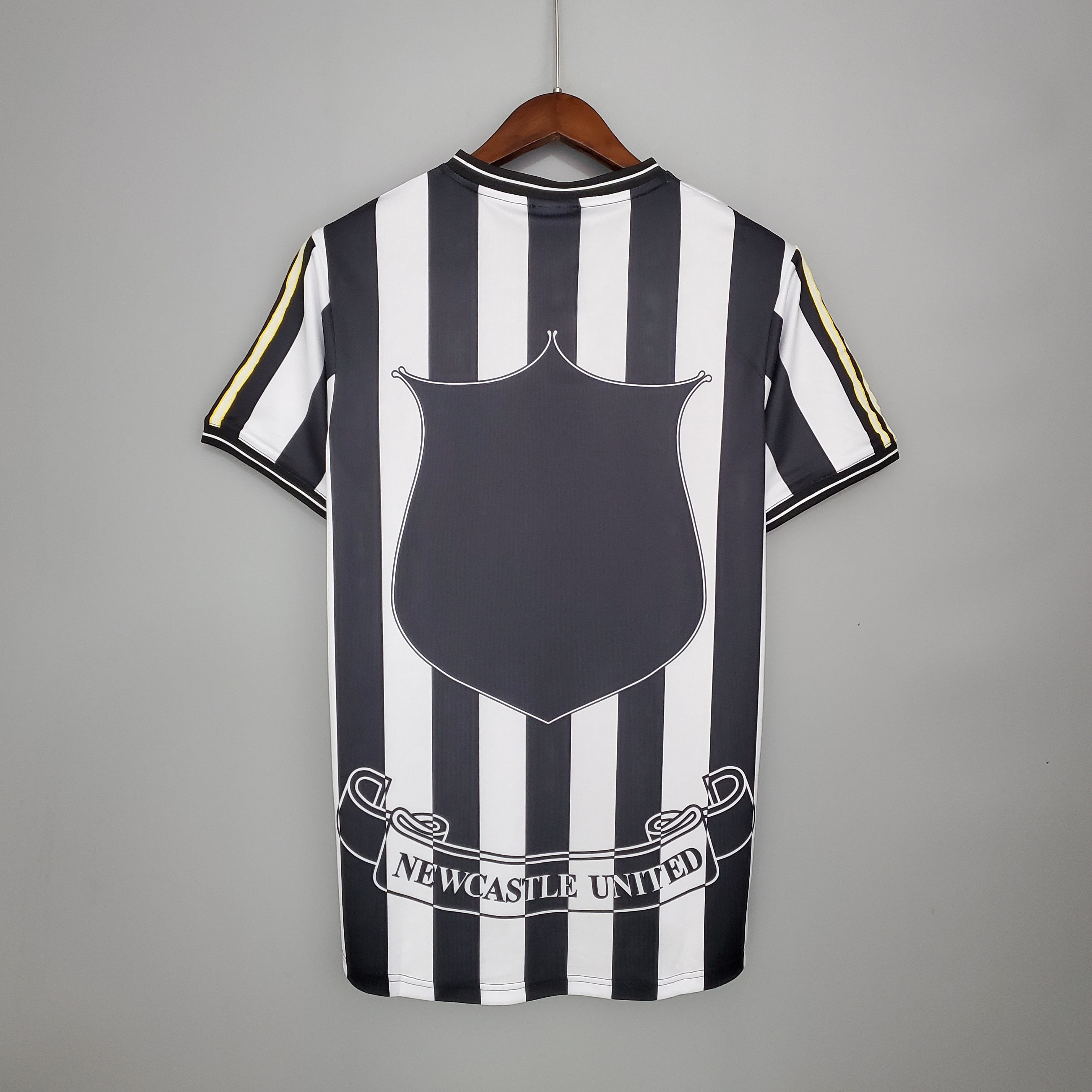 Newcastle United 1997 - 1999 Home Jersey