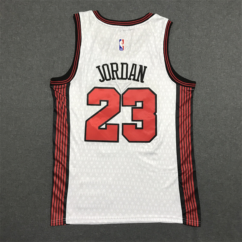 Men's Chicago Bulls Michael Jordan #23 White 2022/23 Swingman Jerseys - City Edition