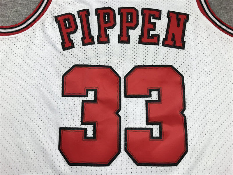 Men's Chicago Bulls Scottie Pippen 1997-98 White Hardwood Classics Swingman Jerseys